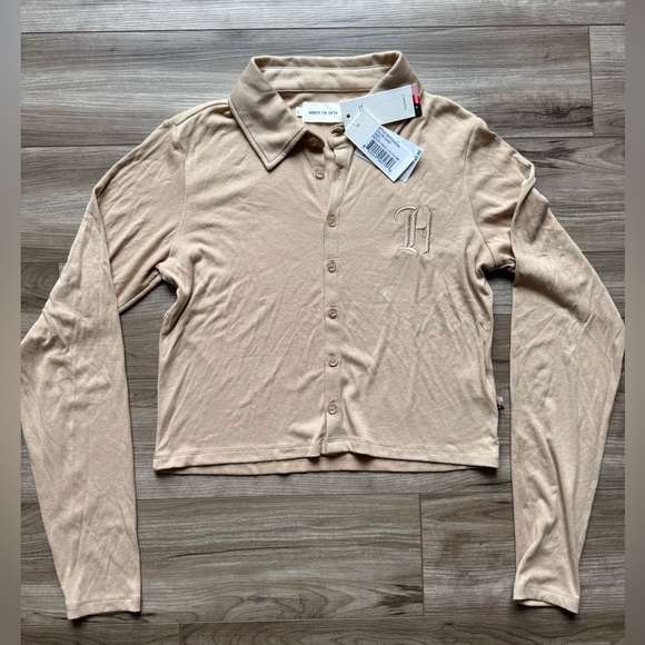 HONOR THE GIFT
Monogram Rib Button-Up Shirt - Sand Sz L NWT - Picture 4 of 11